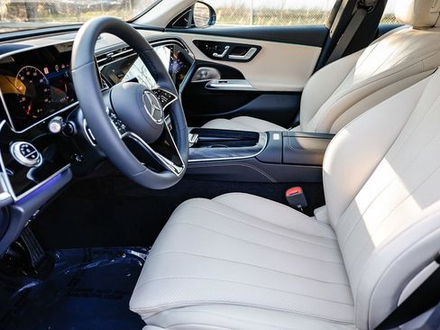 New 2026 Mercedes-Benz E 450 4MATIC Sedan image 19