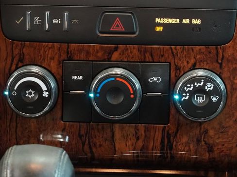 Used 2014 Chevrolet Traverse LT FWD image 21