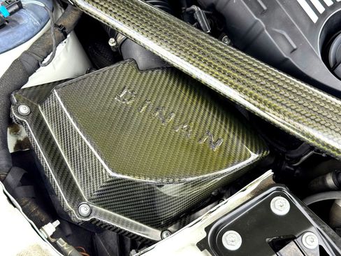 Used 2018 BMW M4 Convertible image 6