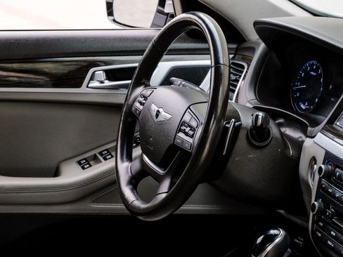 Used 2016 Hyundai Genesis 3.8 AWD/4WD image 22
