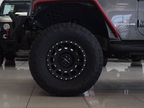 Used 2014 Jeep Wrangler Sport w/ Quick Order Package 24S AWD/4WD image 21