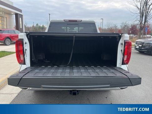 Used 2022 GMC Sierra 1500 SLT w/ SLT Convenience Package image 12