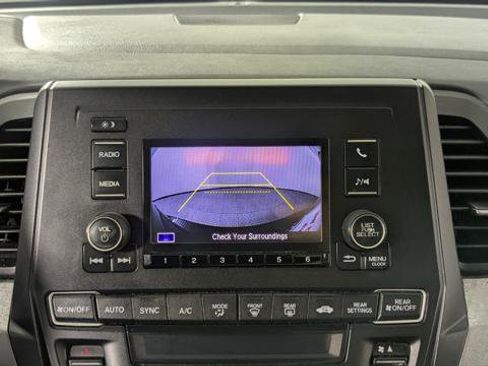 Used 2019 Honda Odyssey LX image 29