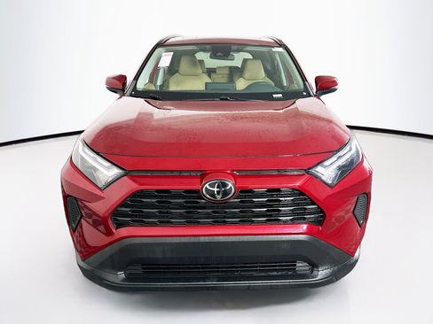 Used 2023 Toyota RAV4 XLE w/ Convenience Package image 8