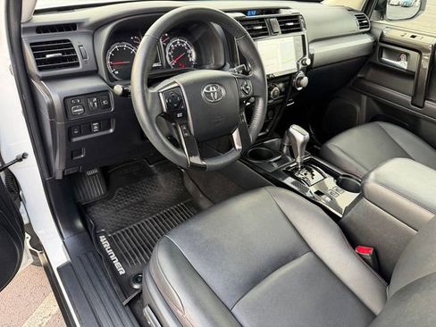 Certified 2020 Toyota 4Runner TRD Off-Road Premium w/ Moonroof Package image 13