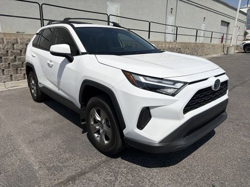 Used 2024 Toyota RAV4 XLE w/ Convenience Package AWD/4WD image 16