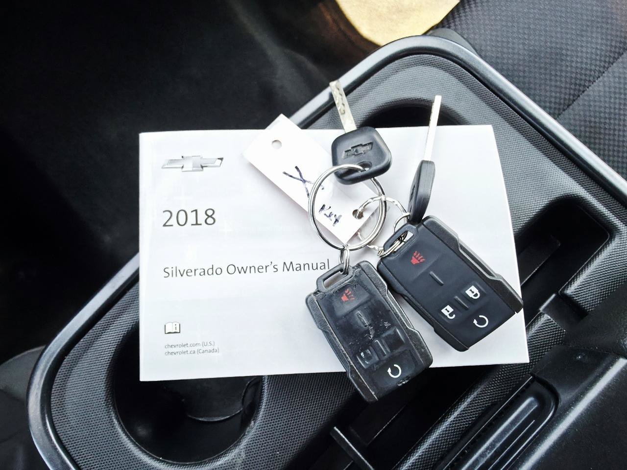 Used 2018 Chevrolet Silverado 1500 LT w/ All Star Edition AWD/4WD image 40