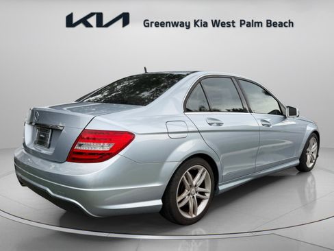 Used 2014 Mercedes-Benz C 250 Sedan image 6