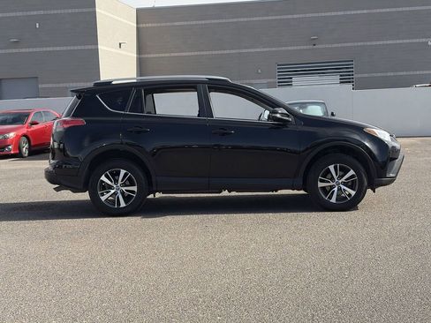 Used 2018 Toyota RAV4 XLE w/ Plus Extra Value Package FWD image 26