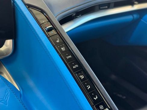 Used 2022 Chevrolet Corvette Stingray Premium Cpe w/ Z51 Performance Package RWD image 29