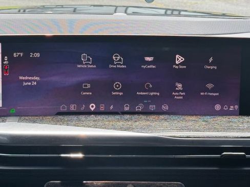 Used 2025 Cadillac Escalade IQ Sport 1 w/ Smart Trailering package AWD/4WD image 19