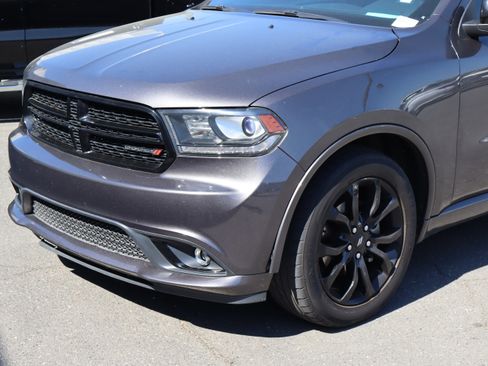 Used 2020 Dodge Durango SXT image 17