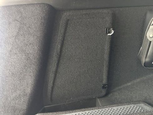 Certified 2023 Nissan Rogue SV image 24