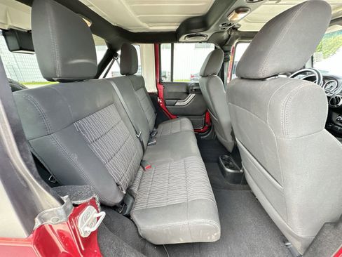 Used 2012 Jeep Wrangler Unlimited Sport AWD/4WD image 23