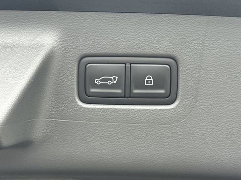 Used 2026 Hyundai Santa Fe SEL FWD image 19