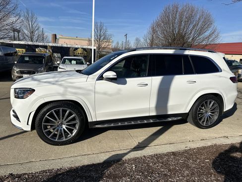Used 2023 Mercedes-Benz GLS 450 4MATIC image 11