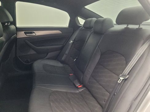 Used 2018 Hyundai Sonata Sport FWD image 18