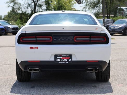 Used 2022 Dodge Challenger GT AWD/4WD image 10