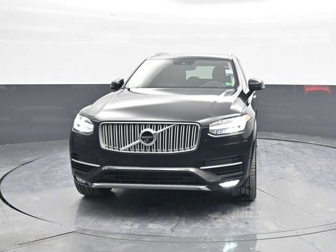 Used 2019 Volvo XC90 T6 Inscription w/ Luxury Package image 3