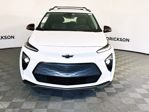 Used 2023 Chevrolet Bolt EUV LT w/ Convenience Package image 8