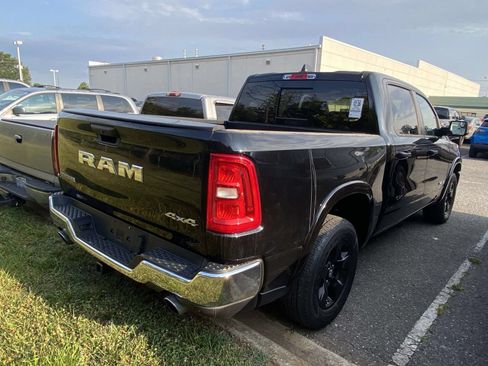Used 2025 RAM 1500 Big Horn AWD/4WD image 5
