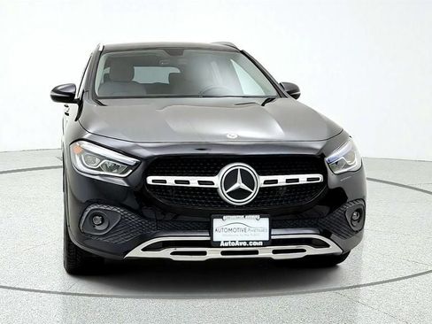 Used 2023 Mercedes-Benz GLA 250 4MATIC w/ Premium Package image 2