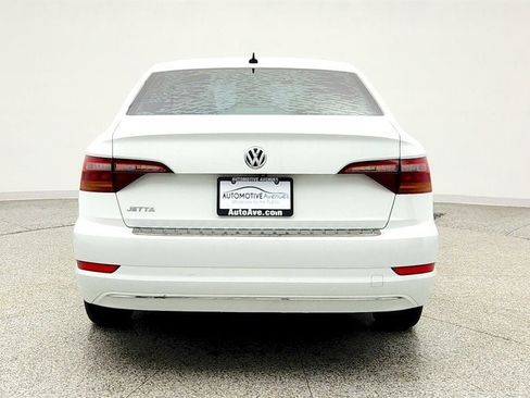 Used 2019 Volkswagen Jetta S w/ Driver Assistance Package FWD image 6