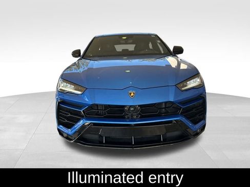 Used 2022 Lamborghini Urus image 17