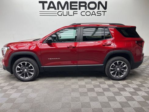 New 2026 GMC Terrain Elevation FWD image 2