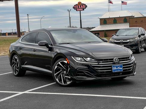 Used 2023 Volkswagen Arteon SEL Premium w/ Arteon MDO Package image 2