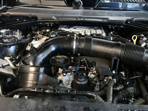 Used 2023 Land Rover Defender 110 X image 82