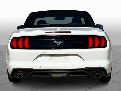 Used 2022 Ford Mustang Premium image 7