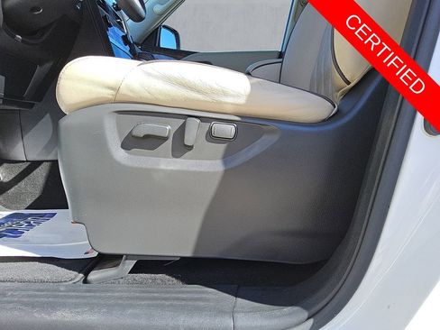 Used 2023 Nissan Armada Platinum w/ Captain's Chairs Package image 16