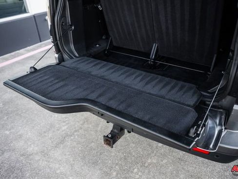 Used 2015 Land Rover LR4 HSE image 73