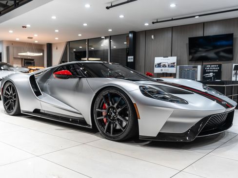Used 2019 Ford GT image 6