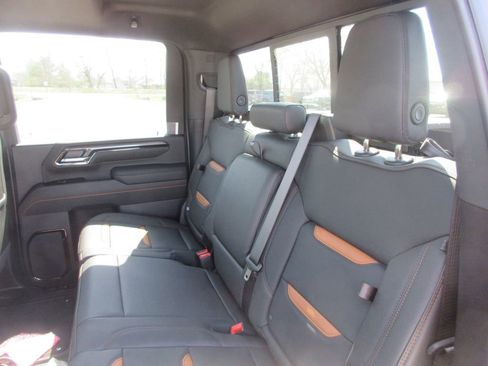 New 2026 GMC Sierra 3500 AT4 w/ AT4 Premium Plus Package AWD/4WD image 13