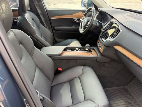 Used 2024 Volvo XC90 B6 Plus w/ Protection Package Premier AWD/4WD image 25