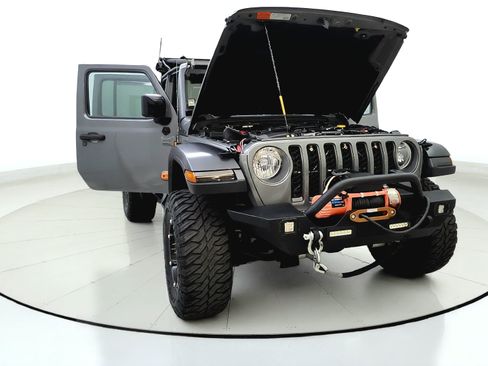 Used 2021 Jeep Gladiator Mojave AWD/4WD image 9