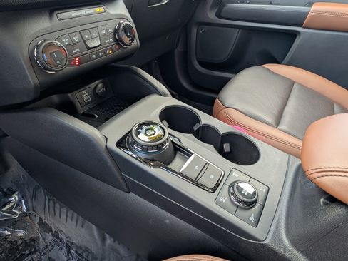 New 2024 Ford Bronco Sport Badlands w/ Premium Package image 9