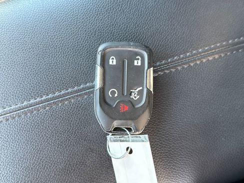 Certified 2024 GMC Terrain SLT AWD/4WD image 35