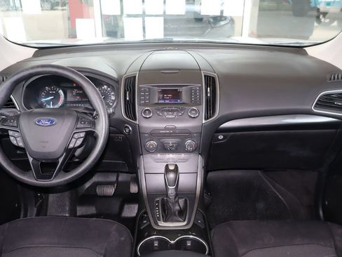 Used 2016 Ford Edge SE FWD image 32