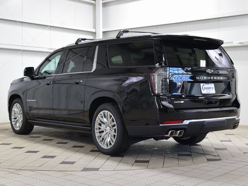 New 2026 Chevrolet Suburban High Country image 6
