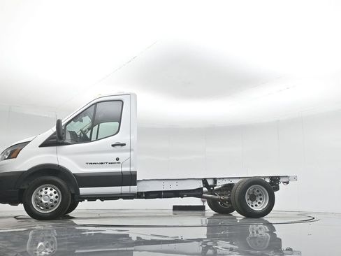 New 2026 Ford Transit 350 RWD image 43