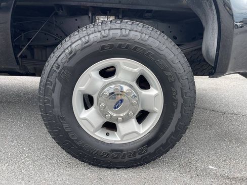 Used 2010 Ford F250 XL AWD/4WD image 16