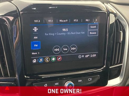 Used 2022 Chevrolet Traverse LT AWD/4WD image 3