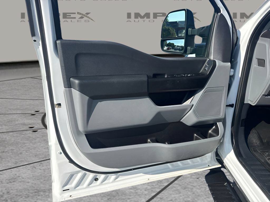 Used 2024 Ford F350 XL w/ XL Chrome Package AWD/4WD image 18