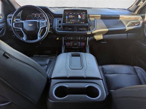 Used 2021 Chevrolet Suburban LT image 17