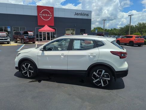 Certified 2021 Nissan Rogue Sport SL w/ Premium Package FWD image 10