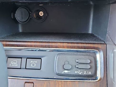Used 2019 Subaru Ascent Touring image 33