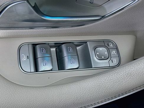 Certified 2023 Mercedes-Benz GLS 450 4MATIC image 18